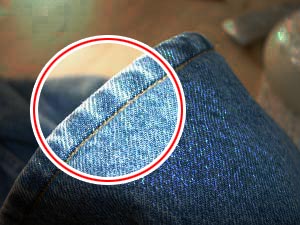 Подшить джинсы на Покровке с сохранением заводского шва.